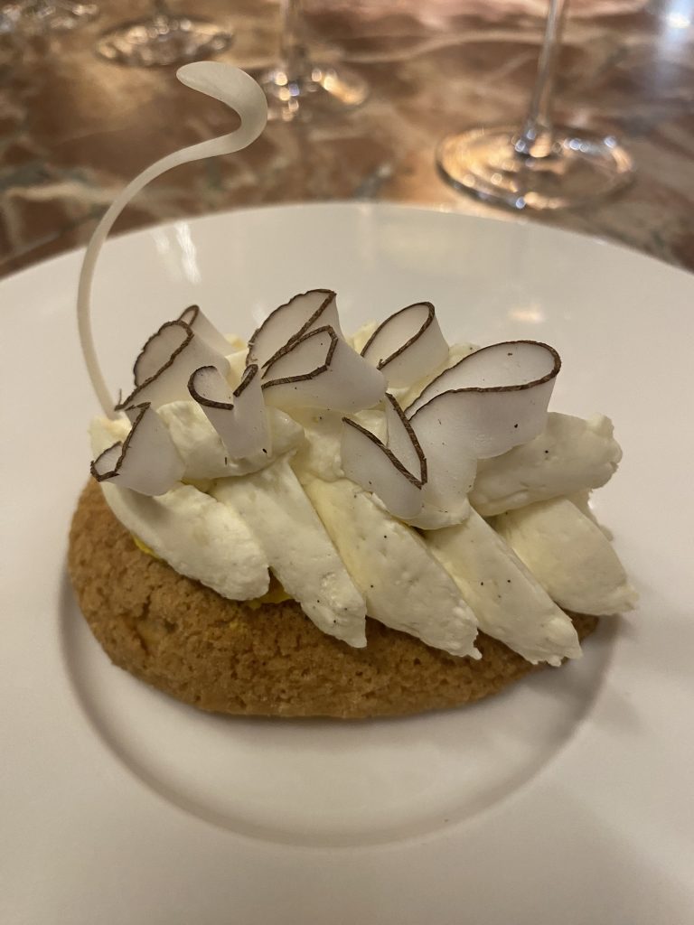 Dessert à la coco chez Bruno restaurant à Lorgues